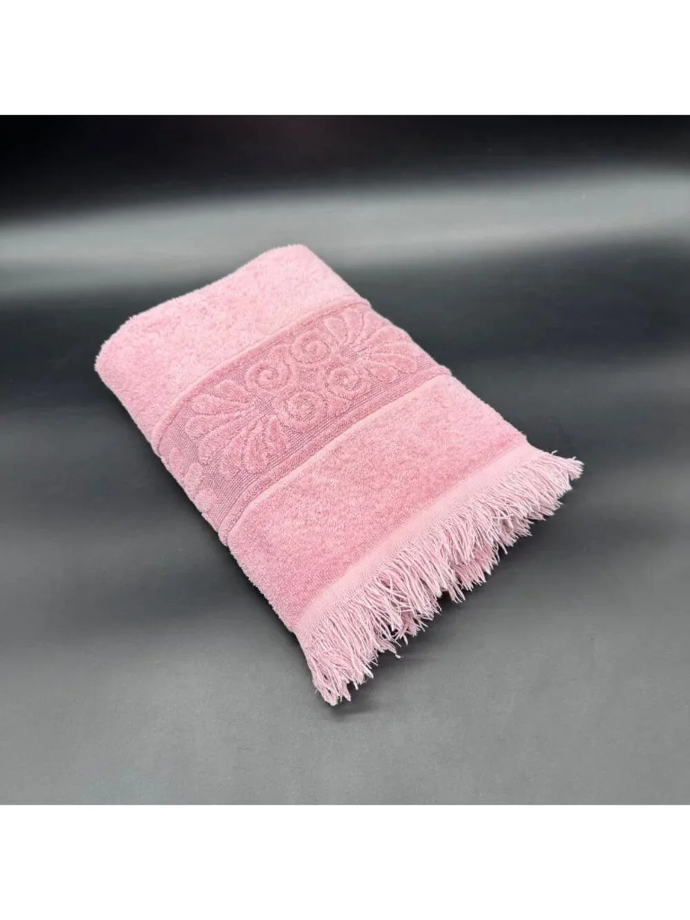 Vintage Bath Towel Cannon Monticello USA Pink Seashells 1980s Sculpted Retro